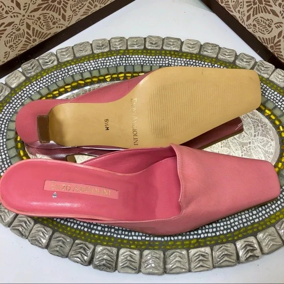 NWOT Women Anzio Angiolini mules, sz 6,5 - Picture 3 of 5